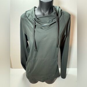 Arc'teryx Women’s Long Sleeve Hooded Tee in Olive Green